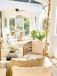 how to mix and match outdoor furniture
