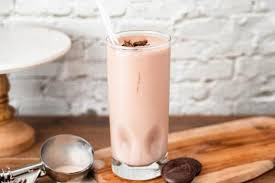 Blend on high speed until smooth and creamy. Milkshake Best Homemade Reese S Peanut Butter Cup Milkshake Recipe Easy Snacks Desserts Quick Simple