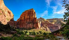 This community is home to locally managed hotels, b&b's, restaurants, farmer's markets, art galleries, tour guides, outfitters, gift shops, hiking, bike trails and more. Zion National Park Guide Things To Do When You Visit