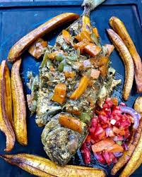 While my plate of ndizi na nyama was pretty good, and filling, i've got to say that the wali wa samaki won the contest. Ndizi Samaki Holiday Out Tasty Tanzanian Food Far From Holiday Inn 960 X 720 Jpeg 79 Kb