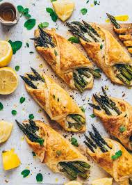 asparagus puff pastry bundles with