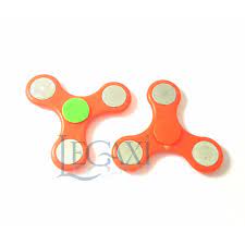 Báo giá Con Quay Hand Fidget Spinner 3 cánh chỉ 10.000₫