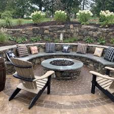 Outdoor Fire Pits And Fireplaces With