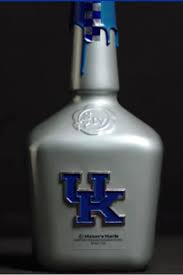 mark bottle celebrates uk basketball