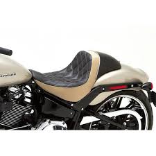 wall seat for harley softail breakout