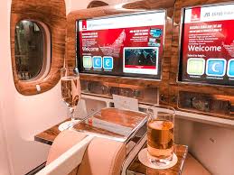 airline review with emirates in