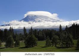 128 Mt Shasta Snow Covered Images, Stock Photos, 3D objects, & Vectors |  Shutterstock