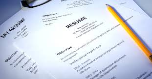 A good resume format will help you highlight your marketable traits and downplay your weaknesses. Resume Format Examples