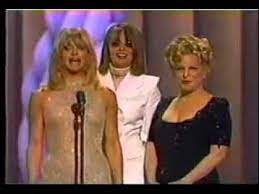Diane keaton was welcomed to the 70 club last week by longtime friends bette midler and goldie hawn. 1997 Academy Awards Bette Midler Goldie Hawn And Diane Keaton Presenting Best Original Song Youtube