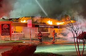 fire destroys iconic pizzeria in