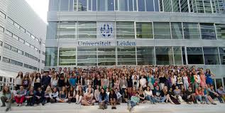 Leiden University College The Hague - Liberal Arts and Sciences - With  great honour and pleasure we present the Class of 2016! Welcome to LUC! |  Facebook