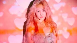 Red velvet's youngest member yeri is the newest addition to the group, debuting a full year after the group first debuted in 2014. Red Velvet S Yeri Teams Up On Lipstick With Colette Allure