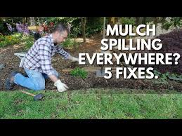5 Easy Edging Ideas To Keep Mulch In