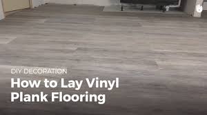 Interlocking vinyl planks have tongue and groove joints and click together. How To Lay Vinyl Flooring Diy Projects Youtube