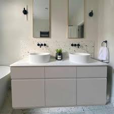 Moderna Bathroom Vanity Unit With Sit