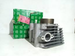 sparepart cylinder with piston bajaj 4