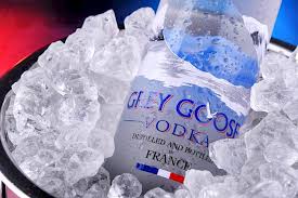 grey goose vodka calories in 100g or