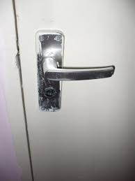 remove gloss paint from door handles