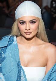 kylie jenner is making the fishnet