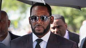 Kelly has been at the center of sexual abuse allegations for quite some time. R Kelly Prozess In Chicago Auf September 2021 Verschoben