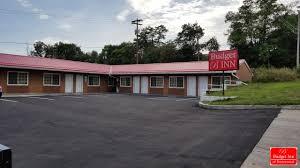 Featuring free wifi, budget inn is located in syracuse, 2.2 mi from carrier dome. Photos Budget Inn Breezewood