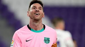 Photo by juan manuel serrano arce. Real Valladolid 0 3 Barcelona Lionel Messi Breaks Pele S Long Standing Record Football News Sky Sports