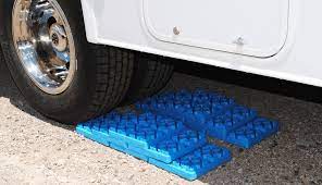 You may think is just a cheap piece of plastic, but these travel trailer levelers can turn your ordinary tilted camper into a level palace in the middle of the outdoors. Rv Leveling Blocks Read This Before Buying Anything Rvshare Com