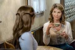 is-lori-loughlin-coming-back-to-when-calls-the-heart