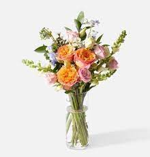 ♡silvia♡ on este año 2010 es el quinto año que traemos los rosales de david austin, probablemente sean los rosales. 16 Best Florists For Flower Delivery In Austin Tx Petal Republic