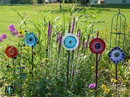 Recycled Plate Garden Flowers