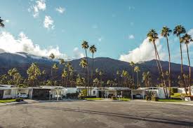 the best time to visit palm springs