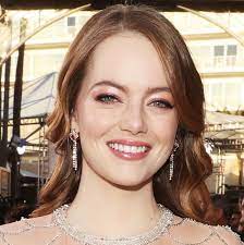 emma stone s golden globes hairstyle 2019