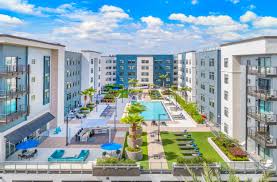 220 riverside luxury apartments in