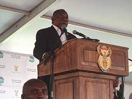 President cyril ramaphosa will address the nation at 19:00 today, wednesday, 16 september 2020, on developments in south. Sassa On Twitter President Cyril Ramaphosa Addresses The Shongoane Community It Is An Honor To Launch The Khauleza District Development Model Here In Limpopo Https T Co Wm9y7mcezi