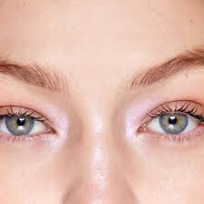 clear mascaras for a natural makeup look