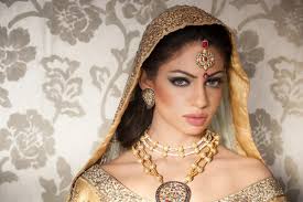 indian bride makeup images