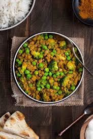 one pot lentil curry with peas easy