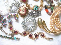 costume jewelry at rs 500 piece