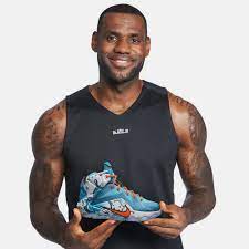 Since 2003, all eyes have been on lebron james, and they've remained glued there. Make A Splash With Lebron And Kobe The Summer Time Fun Pack Exclusive For Kids Nike News