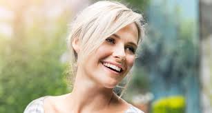 Platinum blonde hairstyle is such a versatile and elegant style which can be achieved by engaging the services of a professional hair stylist. How Do I Maintain My Platinum Hair Color Lovelyskin