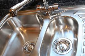 ceramic vs. stainless steel sink