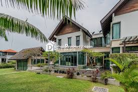 Whether you want to experience the city like a tourist or follow the locals, check out this great resource for your trip. Bungalow House For Sale At Bukit Jelutong Industrial Park Shah Alam For Rm 5 500 000 By Safuan Rahman Durianproperty