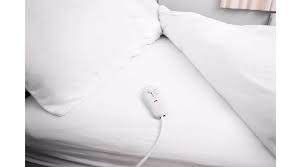 are electric blankets safe to sleep