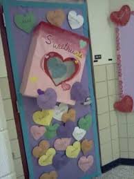 7 valentine s day door decoration ideas