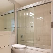 5 Best Shower Doors For Your Bath Tub
