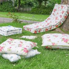 Outdoor Cushion Collection Water