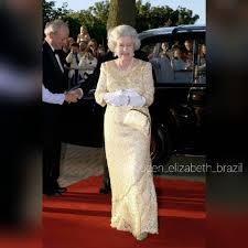 A rainha elizabeth ii com certeza é dona de um dos porta joias mais cobiçados da história! Queen Rainha Elizabeth Brazil Home Facebook