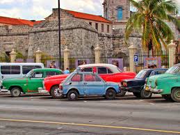 Spot vintage cars in Cuba - World Wanderista
