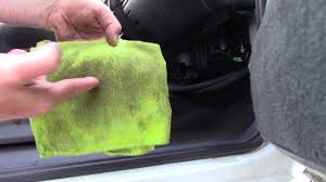 cleaning dirty car carpets