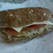 subway 6 inch tuna and nutrition facts
